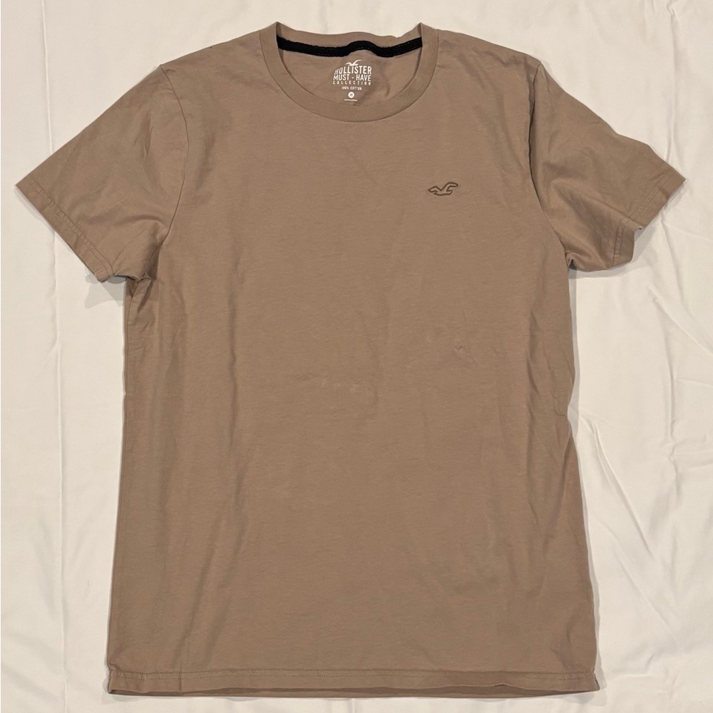 Holister T-Shirts - Picture 2 of 13